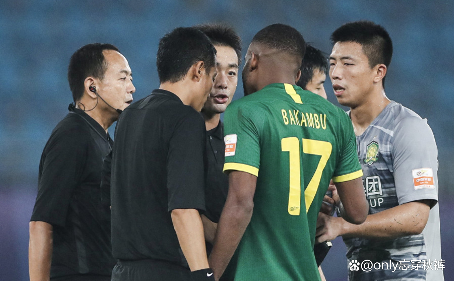 清晨全明星赛传出新动向，本菲卡伤情更新，管理层表态——球迷炸锅，医务组通报恢复的简单介绍