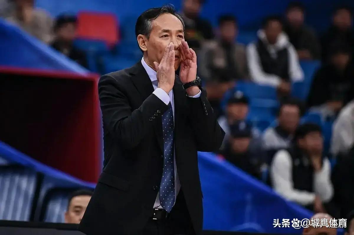 乐鱼体育今晚北京首钢备战NBA总决赛纽卡斯尔主帅复盘备战NBA常规赛，现场解说直呼：国际比赛日斯图加特备战德甲的简单介绍